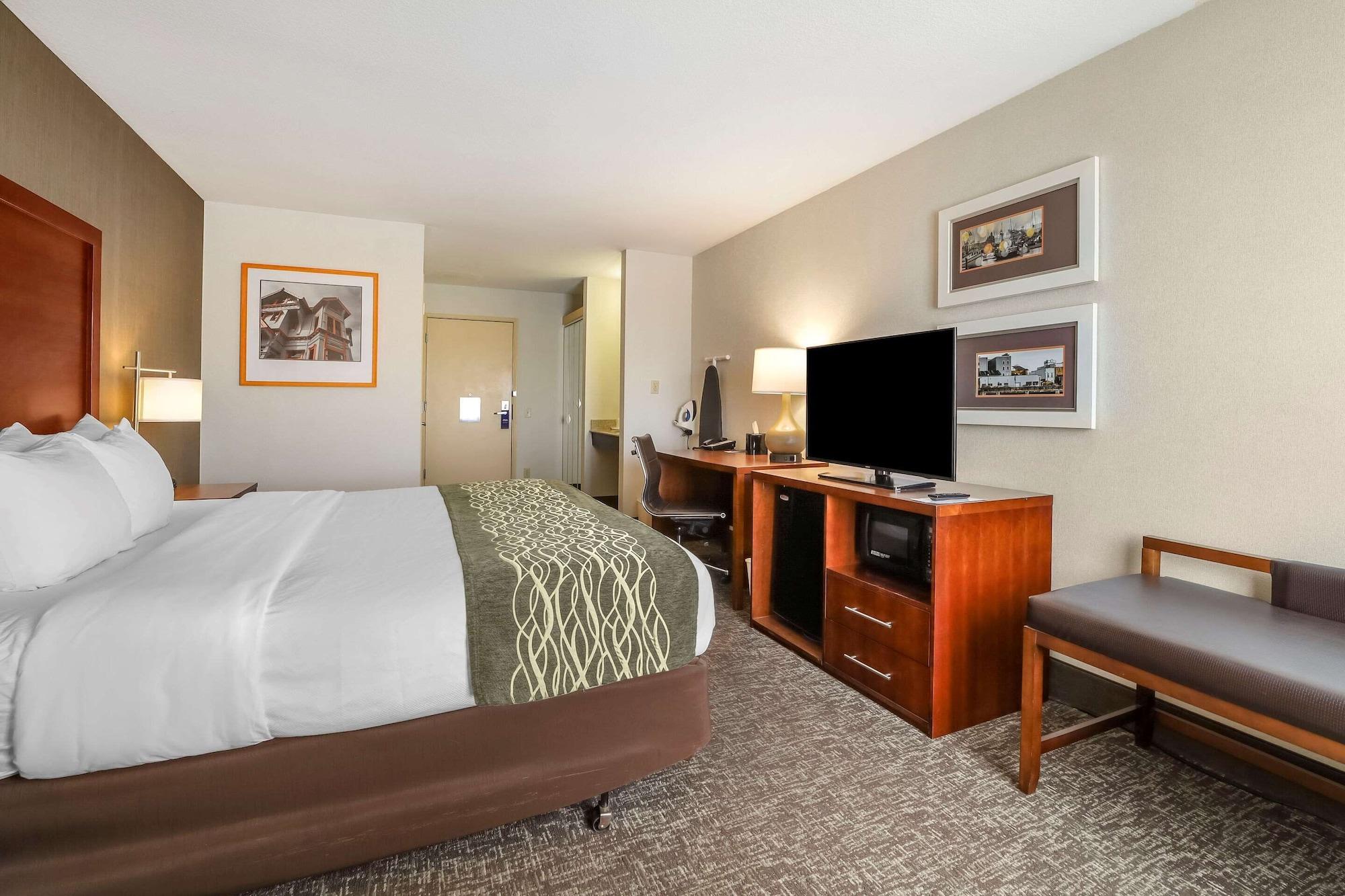 Comfort Inn Humboldt Bay Юрика Экстерьер фото